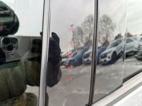 Used 2022 Ford Escape SEL w/ Technology Package image 13