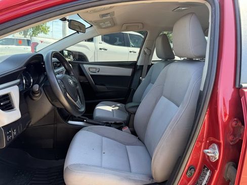 Used 2016 Toyota Corolla LE FWD image 23