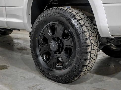 Used 2018 RAM 2500 Laramie w/ Sport Appearance Group AWD/4WD image 62