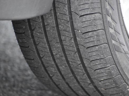 Used 2012 Subaru Forester 2.5X Premium w/ Popular Pkg 3 image 38