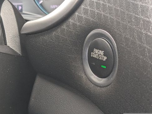 Used 2025 Chevrolet Malibu LT FWD image 28