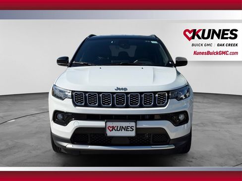 Used 2025 Jeep Compass Limited AWD/4WD image 3