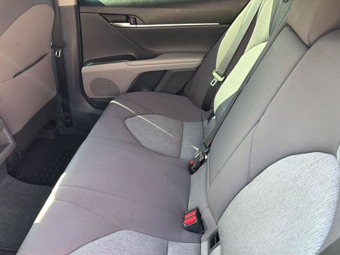 Used 2023 Toyota Camry LE FWD image 21