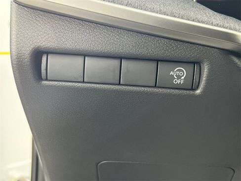 New 2026 Nissan Kicks SV image 20