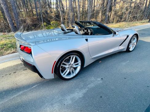 Used 2015 Chevrolet Corvette Stingray Convertible w/ 2LT Preferred Equipment Group RWD image 9