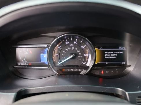 Used 2017 Ford Explorer XLT w/ Equipment Group 201A FWD image 21