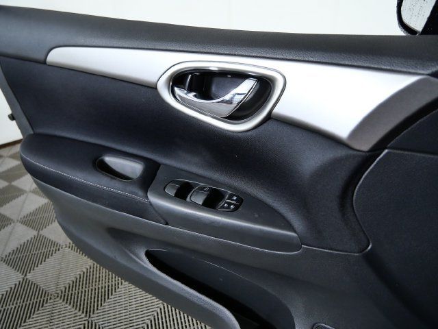 Used 2014 Nissan Sentra SV FWD image 24