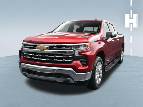 Used 2023 Chevrolet Silverado 1500 LTZ AWD/4WD image 2