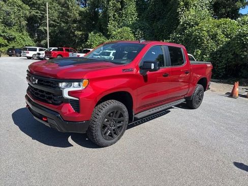 Used 2023 Chevrolet Silverado 1500 LT Trail Boss w/ LT Trail Boss Premium Package AWD/4WD image 1