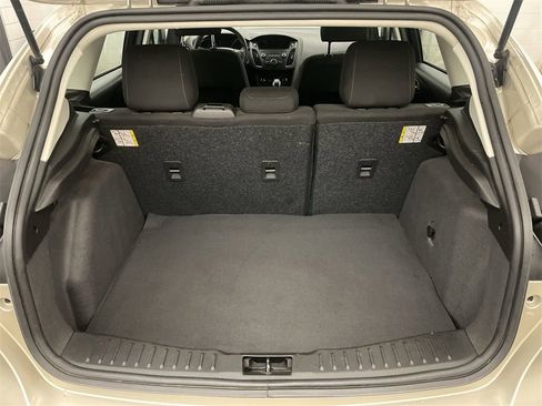 Used 2018 Ford Focus SE image 17