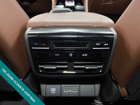 Used 2023 Acura MDX Technology image 12