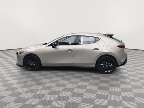 New 2026 MAZDA MAZDA3 Hatchback w/Premium Plus Pkg AWD/4WD image 35