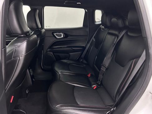 Used 2023 Jeep Compass Trailhawk image 18