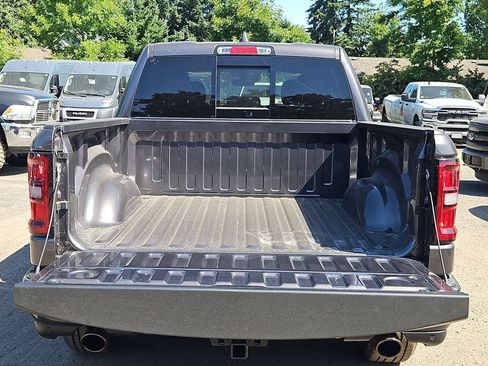 New 2026 RAM 1500 Big Horn AWD/4WD image 10