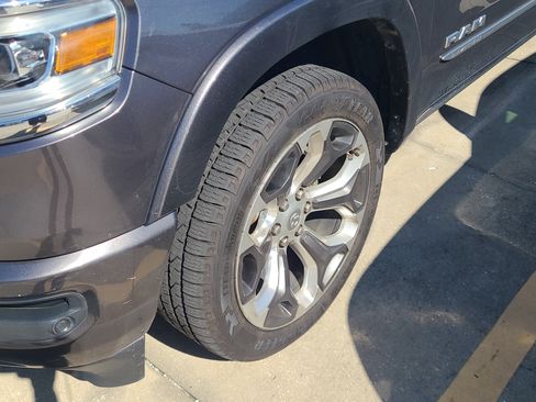 Used 2019 RAM 1500 Limited AWD/4WD image 5