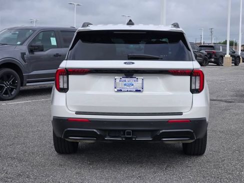 Certified 2025 Ford Explorer ST-Line w/ Premium Package RWD image 6