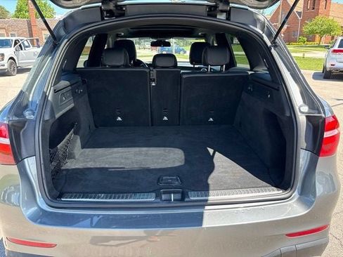 Used 2019 Mercedes-Benz GLC 300 4MATIC image 16