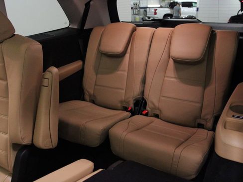 New 2026 Mercedes-Benz GLS 450 4MATIC image 14