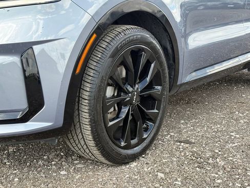 Used 2022 Kia Sorento SX image 9
