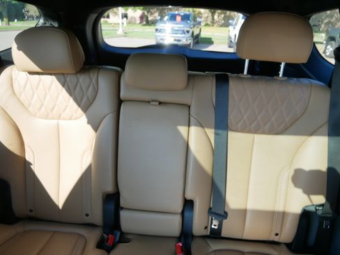 Used 2021 Hyundai Santa Fe Calligraphy image 13