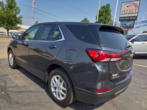 Used 2022 Chevrolet Equinox LT AWD/4WD image 9