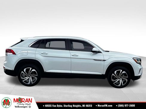 Certified 2023 Volkswagen Atlas Cross Sport SEL AWD/4WD image 6