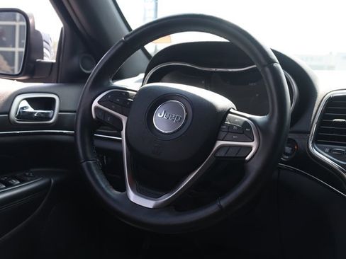 Used 2018 Jeep Grand Cherokee Limited RWD image 9