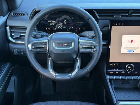 New 2026 GMC Terrain Elevation w/ Technology Package II AWD/4WD image 11