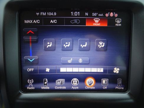 Used 2016 Jeep Cherokee Trailhawk w/ Cold Weather Group image 22