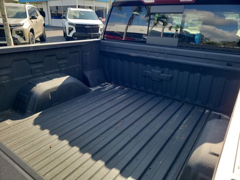 Used 2024 Chevrolet Silverado 1500 RST AWD/4WD image 5