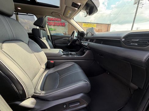 Used 2023 Honda Pilot Elite image 32