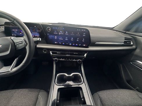 Certified 2024 Chevrolet Traverse LS FWD image 12