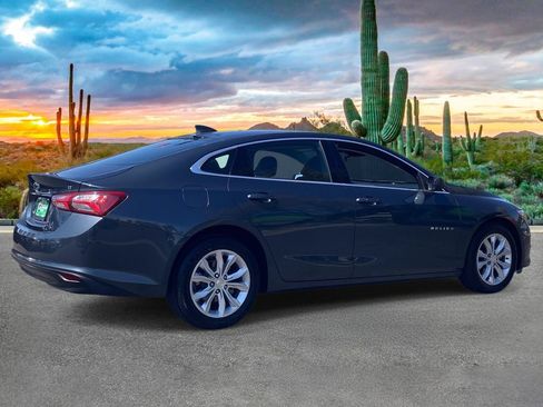 Used 2020 Chevrolet Malibu LT FWD image 3