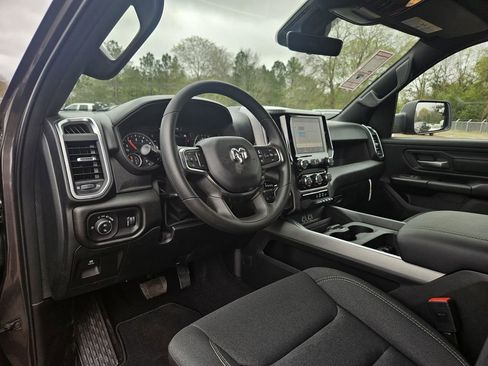 New 2026 RAM 1500 Express AWD/4WD image 17