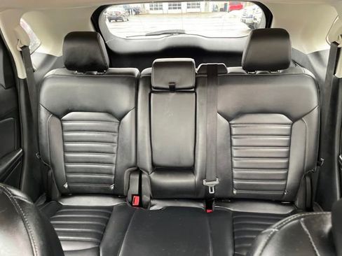 Used 2023 Ford Edge SEL w/ Convenience Package image 27