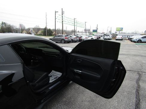 Used 2024 Ford Mustang GT Premium RWD image 18