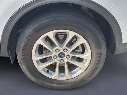 Used 2022 Ford Escape SE AWD/4WD image 5