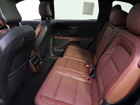 New 2026 Lincoln Nautilus Reserve image 21