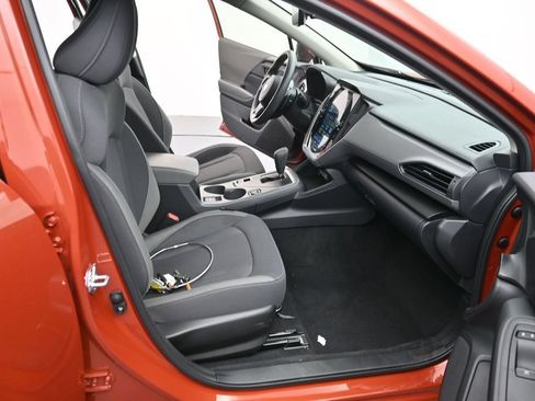 Used 2025 Subaru Crosstrek 2.5i Premium AWD/4WD image 23