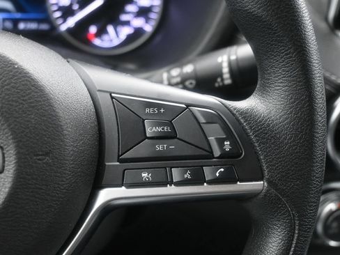 Used 2024 Nissan Sentra SV FWD image 16