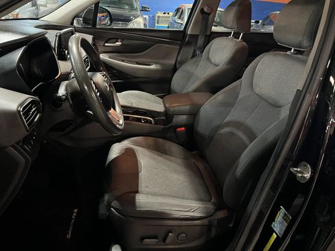 Used 2019 Hyundai Santa Fe SEL FWD image 10