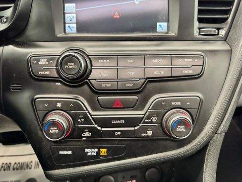 Used 2011 Kia Optima EX w/ Premium Pkg FWD image 32