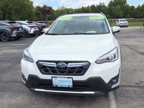 Used 2023 Subaru Crosstrek Hybrid w/ Moonroof Package w/Navigation AWD/4WD image 3