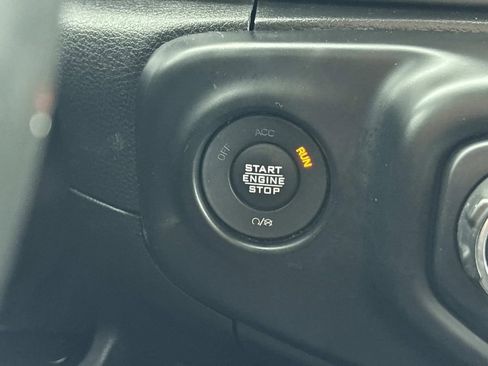 Used 2021 Jeep Wrangler Unlimited Willys image 22