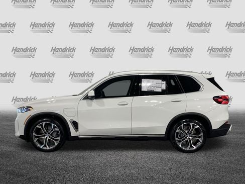 Certified 2026 BMW X5 xDrive50e w/ Climate Comfort Package AWD/4WD image 5
