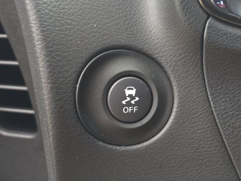Used 2025 Nissan Z Sport w/ Floor Mat Package RWD image 34