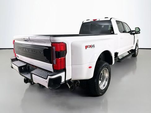 New 2026 Ford F450 Platinum w/ FX4 Off-Road Package image 7