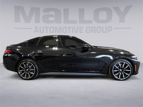 Used 2023 BMW i4 eDrive40 w/ M Sport Package image 6