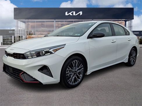 Certified 2024 Kia Forte GT-Line w/ GT-Line Premium Package image 3