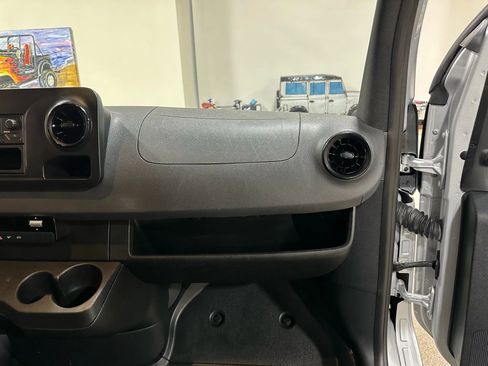 Used 2019 Mercedes-Benz Sprinter 4x4 170 image 33